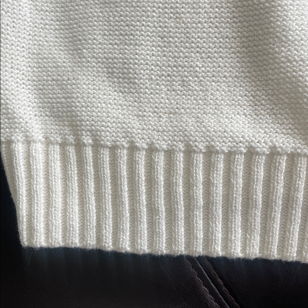 LOFT Sleeveless Sweater Vest Crew Neck - Picture 4 of 4